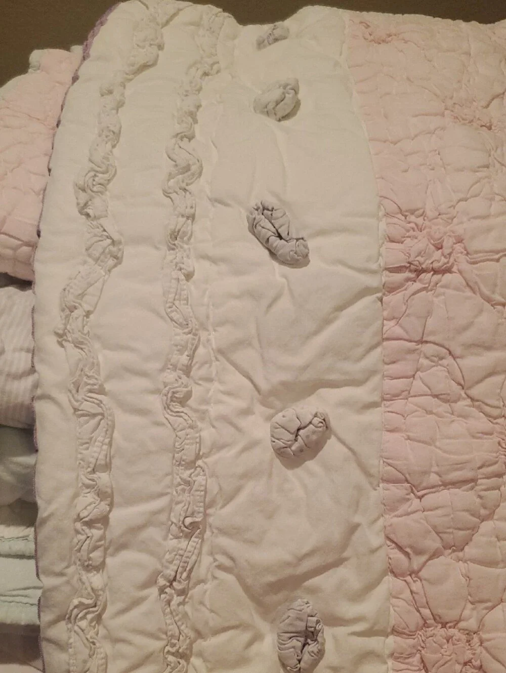 Pottery Barn Kids White Full/Queen Quilt with Pastel Blue and Lavender Accents